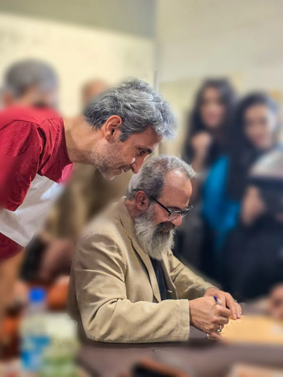 استاد بحرینی
